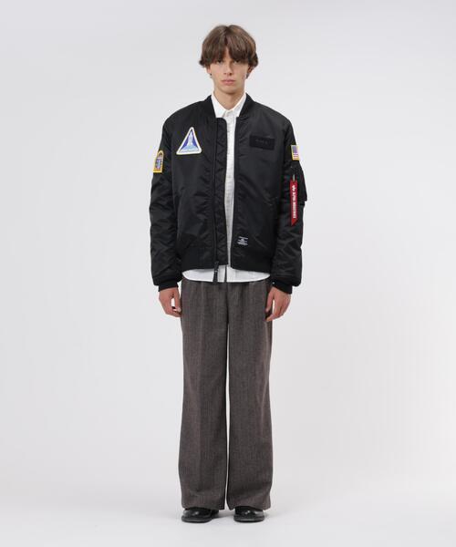 Alpha Industries(アルファインダストリーズ)の「Alpha Industries/アルファ インダストリーズ/MA-1 REGULAR FIT FLIGHT JACKET (NASA)/MA-1 レギュラーフィット フライトジャケット(MA-1・メンズ・ブラック/ネイビー・M/S/2XL/XL/L)」の4枚目の写真