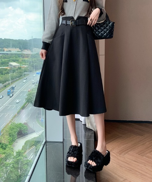 AMAJI(アマジ)の「フレア ウールロングスカート(スカート・レディース・ブラウン/ブラック・SMALL/MEDIUM/LARGE/X-LARGE)」の4枚目の写真