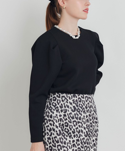 PICCIN PERLA(ピッチンペルラ)の「タックスリーブプルオーバー(Tシャツ/カットソー・レディース・ブラック/オフホワイト・M)」の6枚目の写真