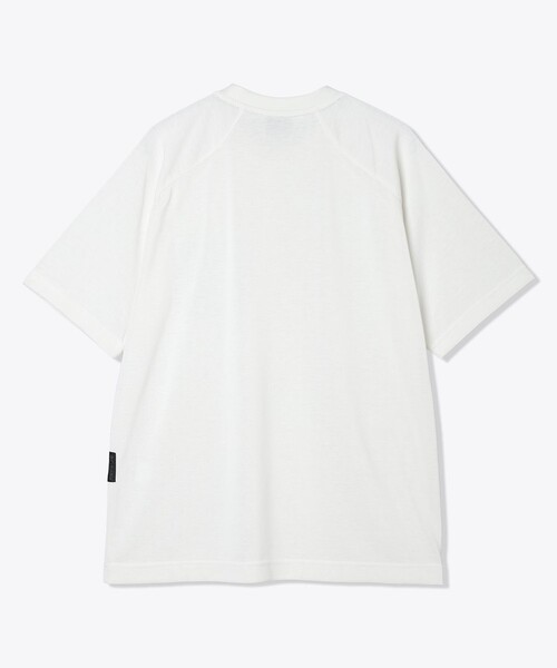 Columbia(コロンビア)の「COLUMBIA BLACK LABEL/ シェブロンリザーブポケットショートスリーブTシャツ /コロンビアブラックレーベル(Tシャツ/カットソー・メンズ・ホワイト/ブラック/イエロー/レッド・S/M/XL/L)」の9枚目の写真