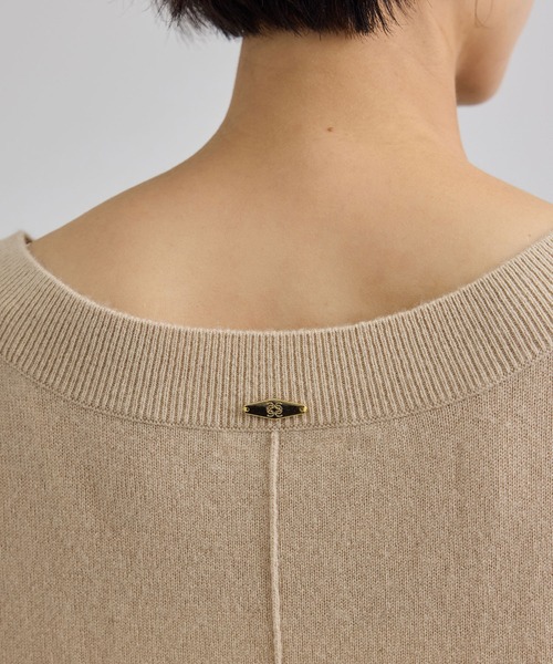 SALON adam et rope'(サロン アダム エ ロペ)の「WOOL/CASH ウールカシミヤVネックプルオーバー(ニット/セーター・レディース・ベージュ・FREE)」の18枚目の写真