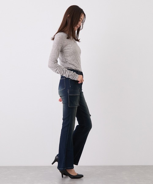 Jayro(ジャイロ)の「アシメカーゴフレアパンツ(その他パンツ・レディース・ブラック/ブルー系その他3/ブルー系その他2・M)」の14枚目の写真