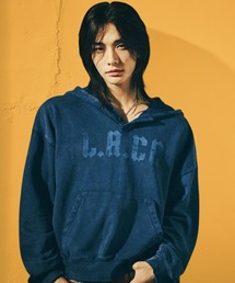 Guess（ゲス）の「【Stray Kids / ストレイキッズ Hyunjin / ヒョンジン 着用】GUESS/ゲス UNISEX KNIT SWEAT ユニセックスニットスウェット プルオーバーパーカー フーディー メンズ レディース 2026年 秋 秋服 冬 冬服（パーカー）」