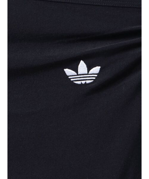 Now me. by NYLON JAPAN（ナウミーバイナイロンジャパン）の「【adidas】ONE SHOULDER ASYMMETRIC Long-Sleeve Top（Tシャツ/カットソー・レディース・グレー/ブラック・SMALL/MEDIUM）」の11枚目の写真