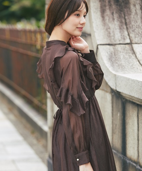 tocco closet(トッコ クローゼット)の「リボン付きフリルレースピンタックラメシアーワンピース(ワンピース・レディース・ブラウン/ラベンダー・M)」の10枚目の写真