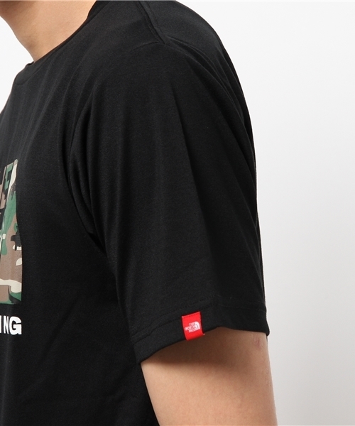 THE NORTH FACE(ザノースフェイス)の「ザ・ノース・フェイス メンズカモロゴTシャツ / ショートスリーブカモフラージュロゴティー(Tシャツ/カットソー・メンズ・ダークグレー/ブラック/ダークネイビー/ホワイト系その他/ブラック系その他/カーキ/ミックスグレー/ベージュ/ダークカーキ・MEDIUM/SMALL/LARGE/X-LARGE)」の12枚目の写真