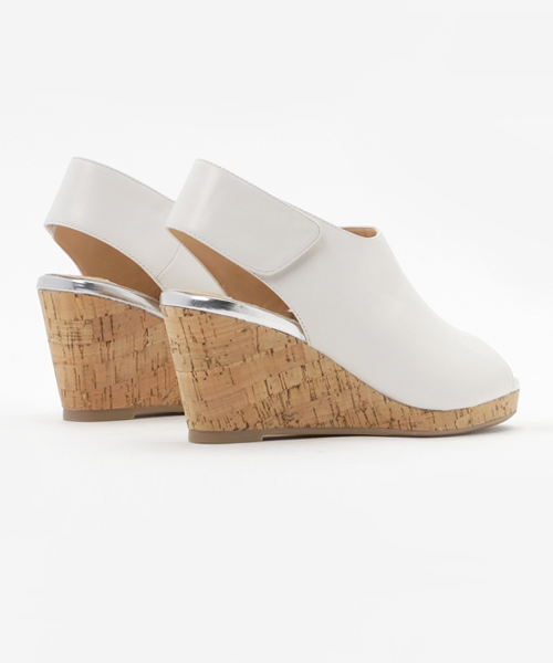 enchanted(エンチャンテッド)の「【enchanted】 カバーベルクロサンダル / 17041(サンダル・レディース・ホワイト/ベージュ/グレー/ブラック・1/3/0/4/2)」の11枚目の写真