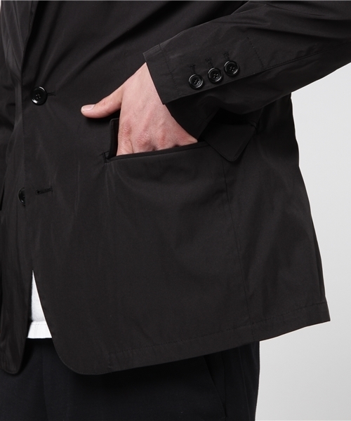 Luv maison（ラブメゾン）の「形状記憶ジャケット（テーラードジャケット・メンズ・ブルー/ブラック・L/M/XL）」の9枚目の写真