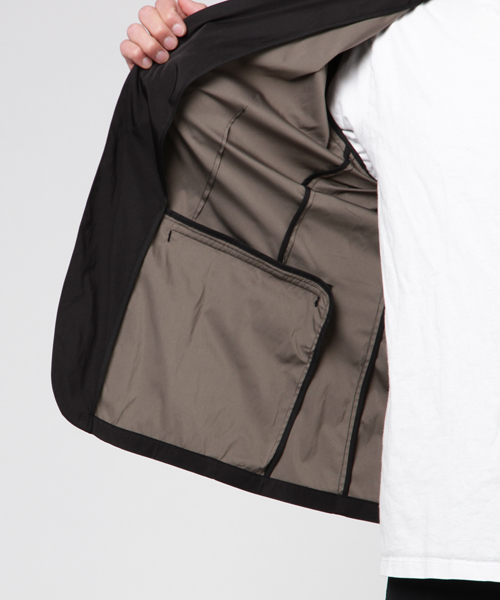 Luv maison（ラブメゾン）の「形状記憶ジャケット（テーラードジャケット・メンズ・ブルー/ブラック・L/M/XL）」の10枚目の写真