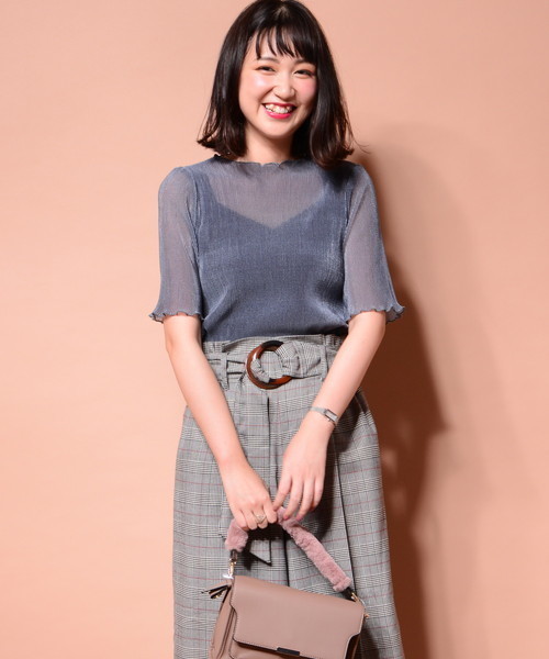 natural couture（ナチュラルクチュール）の「キラっとプリーツメローブラウス（シャツ/ブラウス・レディース・レッド/ブラック/アイボリー/ブルー・FREE）」の12枚目の写真