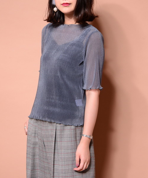 natural couture（ナチュラルクチュール）の「キラっとプリーツメローブラウス（シャツ/ブラウス・レディース・レッド/ブラック/アイボリー/ブルー・FREE）」の15枚目の写真