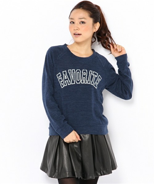 WEGO（ウィゴー）の「ロゴプリントニットソー（Tシャツ/カットソー・レディース・サックスブルー/ネイビー/ライトピンク/杢グレー/アイボリー・FREE）」の4枚目の写真
