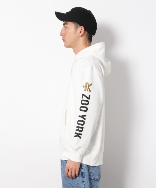 RAGEBLUE（レイジブルー）の「＜Zoo York/ズーヨーク＞別注スウェットパーカ/787113（パーカー・メンズ・ホワイト/ブラック・MEDIUM/LARGE）」の3枚目の写真
