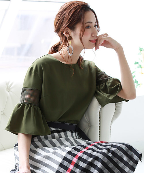 REAL CUBE（リアルキューブ）の「REAL CUBE メッシュフレアスリーブブラウス（シャツ/ブラウス・レディース・ベージュ/ネイビー/オフホワイト/カーキ/マスタード/ラベンダー/スモークピンク・40/38）」の10枚目の写真