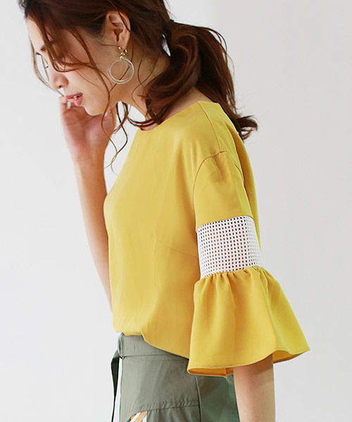 REAL CUBE（リアルキューブ）の「REAL CUBE メッシュフレアスリーブブラウス（シャツ/ブラウス・レディース・ベージュ/ネイビー/オフホワイト/カーキ/マスタード/ラベンダー/スモークピンク・40/38）」の11枚目の写真