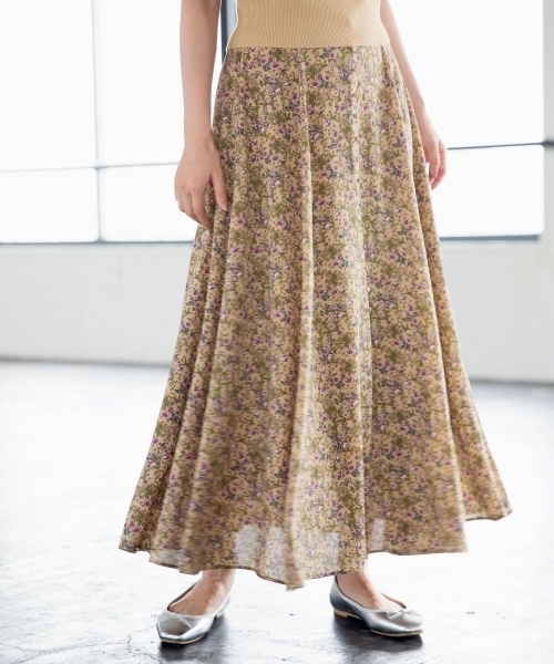 A part by（アパートバイ）の「Pフロントボタンマキシスカート 802505（スカート・レディース・ブラック系その他/ベージュ系その他/ダークブラウン/パープル・MEDIUM/LARGE）」の4枚目の写真