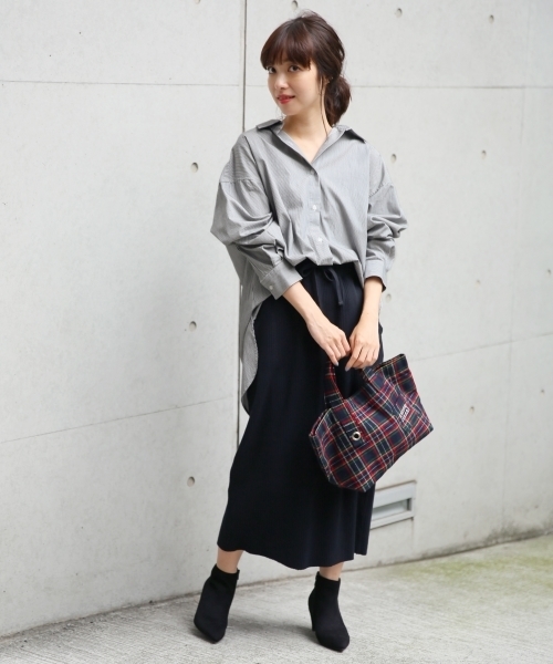 LOWRYS FARM（ローリーズファーム）の「チュニックシャツ　809004（シャツ/ブラウス・レディース・オフホワイト/ブラック/ベージュ/ストライプ・FREE）」の5枚目の写真