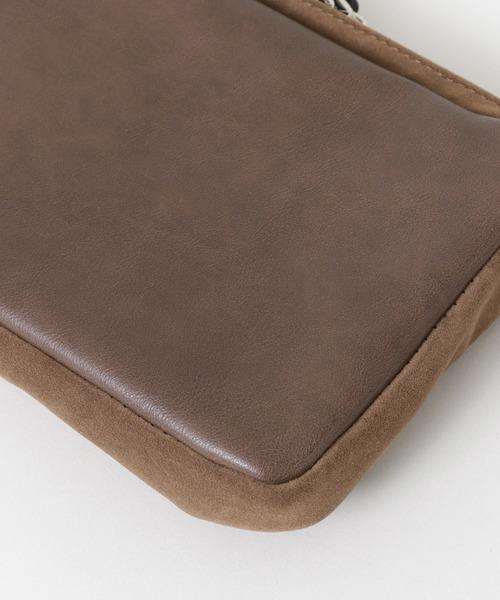 ITEMS URBANRESEARCH（アイテムズ アーバンリサーチ）の「ポリスエードサコッシュ（ショルダーバッグ・メンズ・ブラック/ベージュ/ブラウン・ONE）」の12枚目の写真