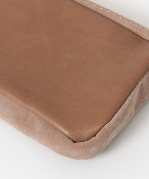 ITEMS URBANRESEARCH（アイテムズ アーバンリサーチ）の「ポリスエードサコッシュ（ショルダーバッグ・メンズ・ブラック/ベージュ/ブラウン・ONE）」の14枚目の写真