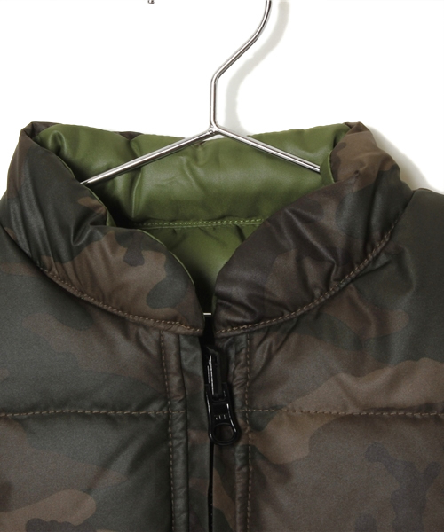 SHIPS(シップス)の「SHIPS KIDS:リバーシブル ダウン ベスト(baby)(ダウンベスト・キッズ・ブラウン/グリーン・80/90)」の4枚目の写真