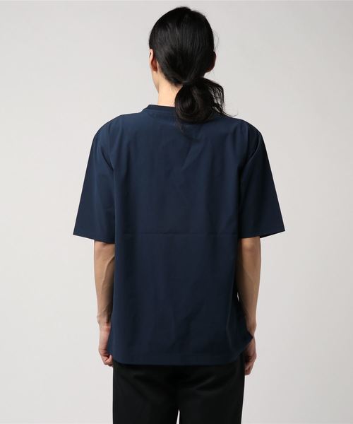 おしゃれスタ(オシャレスタ)の「ナイロンストレッチクルーネックTシャツ(IR)(Tシャツ/カットソー・メンズ・ブラック/ベージュ/ネイビー/カーキ・M/L/XL)」の6枚目の写真