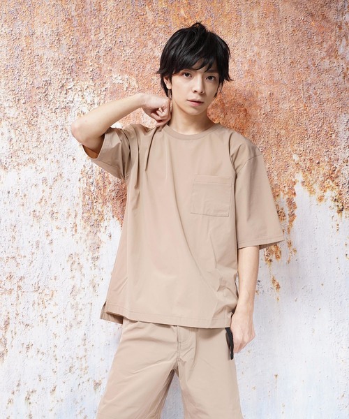 おしゃれスタ(オシャレスタ)の「ナイロンストレッチクルーネックTシャツ(IR)(Tシャツ/カットソー・メンズ・ブラック/ベージュ/ネイビー/カーキ・M/L/XL)」の3枚目の写真