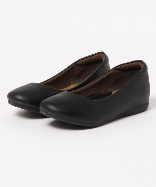 BELLUNA（ベルーナ）の「ゆったりワイズインヒールはっ水パンプス（パンプス・レディース・ネイビー/グレー/ブラウン/ブラック/ベージュ/ワイン・SMALL/MEDIUM/X-LARGE/LARGE）」の2枚目の写真