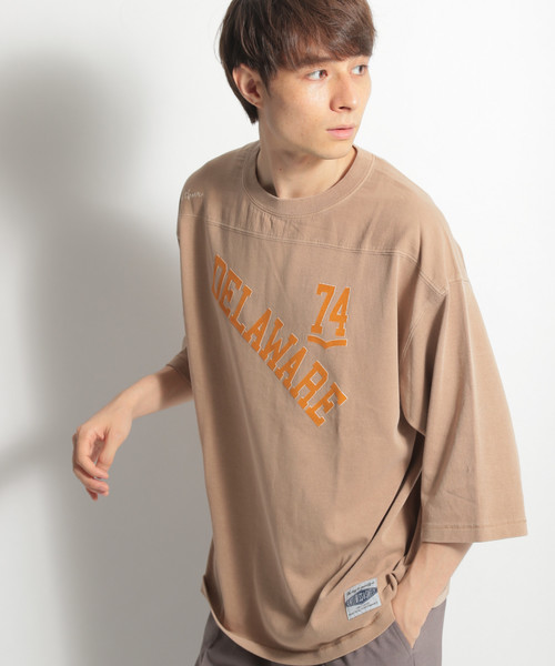 niko and...（ニコアンド）の「フェードフットボールＴシャツ（Tシャツ/カットソー・メンズ・チャコール/ベージュ・MEDIUM/LARGE）」の2枚目の写真