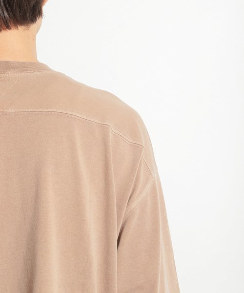 niko and...（ニコアンド）の「フェードフットボールＴシャツ（Tシャツ/カットソー・メンズ・チャコール/ベージュ・MEDIUM/LARGE）」の15枚目の写真