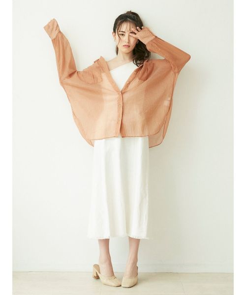 dazzlin（ダズリン）の「シャインカラーリラックスシャツ（シャツ/ブラウス・レディース・ブラウン/ピンク/アイボリー/ミント・FREE）」の7枚目の写真