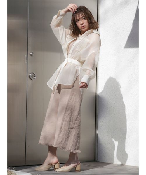 dazzlin（ダズリン）の「シャインカラーリラックスシャツ（シャツ/ブラウス・レディース・ブラウン/ピンク/アイボリー/ミント・FREE）」の14枚目の写真