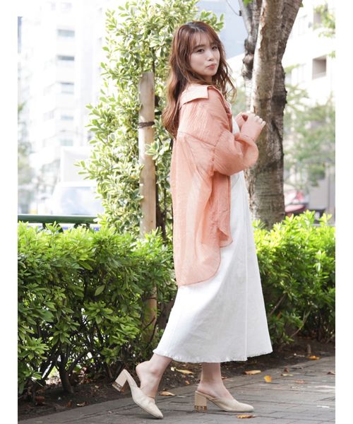 dazzlin（ダズリン）の「シャインカラーリラックスシャツ（シャツ/ブラウス・レディース・ブラウン/ピンク/アイボリー/ミント・FREE）」の22枚目の写真