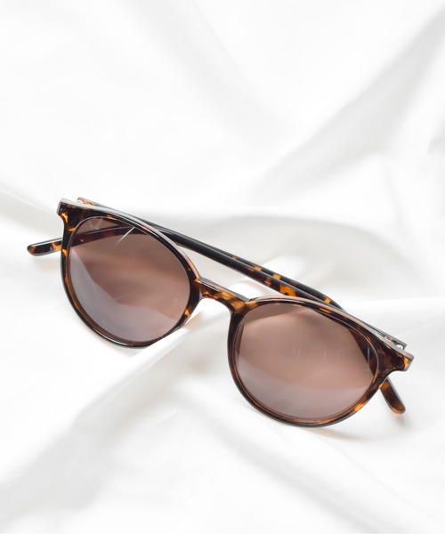 B.I.D.(ビーアイディー)の「《ボストンデザイン》サングラス(サングラス・レディース・ブラック/クリアブラック/その他/グレー/ベージュ/その他1/シャンパン/チャコール/ブラウン系1/スモーク・FREE)」の8枚目の写真