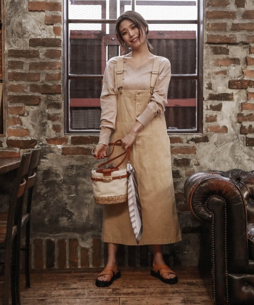 UNIVERSAL OVERALL（ユニバーサルオーバーオール）の「【UNIVERSAL OVERALL(ユニバーサルオーバーオール)】ジャンスカ（ワンピース・レディース・ベージュ/カーキ・FREE）」の12枚目の写真