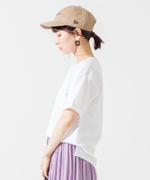 UNIVERSAL OVERALL（ユニバーサルオーバーオール）の「[UNIVERSAL OVERALL/ユニバーサルオーバーオール] 別注配色ステッチ半袖Tシャツ（Tシャツ/カットソー・レディース・ネイビー/ベージュ/ホワイト/ブラック・F）」の17枚目の写真
