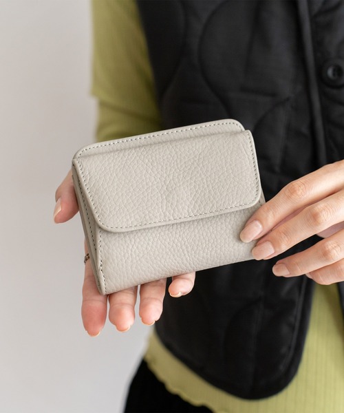 VitaFelice（ヴィータフェリーチェ）の「牛革二つ折り財布 ミニ財布（財布・レディース・ブラック/ワイン/オレンジ/ブルー/イエロー/ライトグレー/グリーン/ゴールド・FREE）」の21枚目の写真