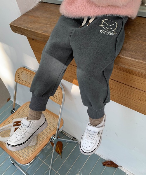 Aimoha Kids 新作 秋冬 韓国子供服 ストリート スマイル柄刺繍入り スウェットパンツ スウェットパンツ Aimoha アイモハ の ファッション通販 Zozotown