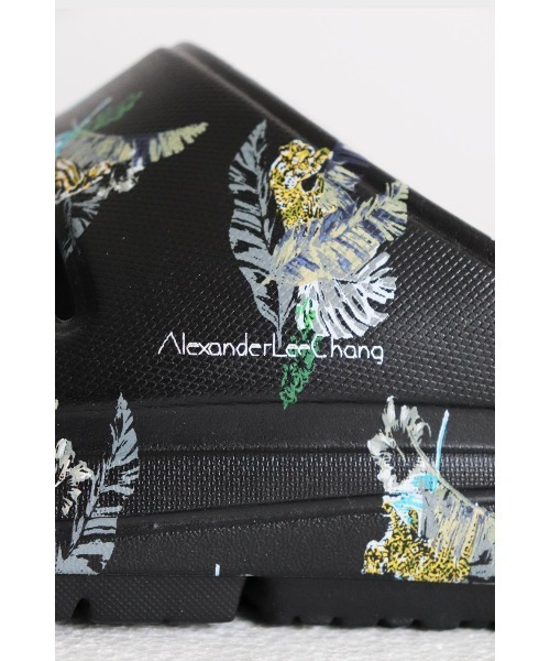AlexanderLeeChang（アレキサンダーリーチャン）の「AlexanderLeeChang/アレキサンダーリーチャン CATPLANTS SLIDE SANDAL（サンダル・メンズ・ブラック・1/2/0/4/6/3/5）」の3枚目の写真