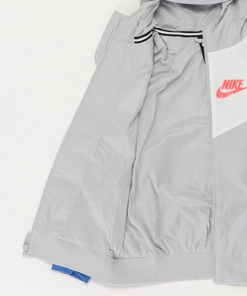 NIKE（ナイキ）の「ナイキ NIKE ナイキ YTH ウィンドランナー フーディ ジャケット（ナイロンジャケット・キッズ・ブラック/グレー系その他・130cm/160cm/150cm/140cm）」の3枚目の写真