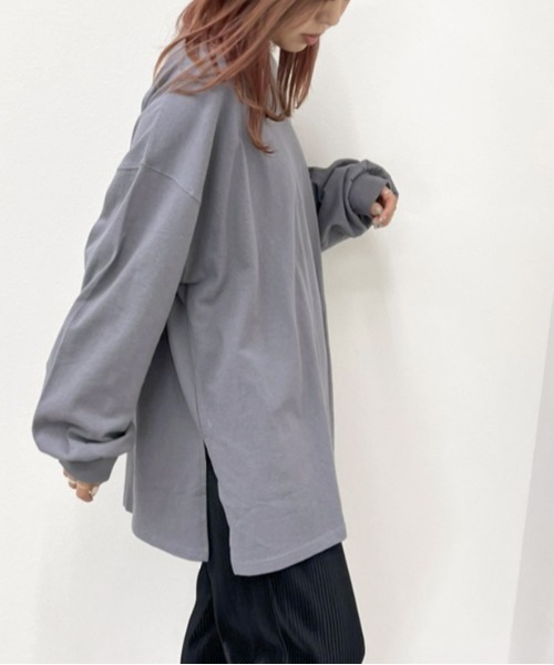 apres jour mignon(アプレジュールミニョン)の「BIGスリット入りロンT 【ZOZOTOWN限定アイテム】(Tシャツ/カットソー・レディース・アイボリー/ダークブルー/ブラック/オフホワイト・X-LARGE/フリー)」の4枚目の写真