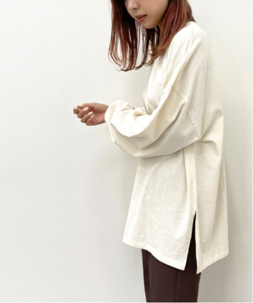 apres jour mignon(アプレジュールミニョン)の「BIGスリット入りロンT 【ZOZOTOWN限定アイテム】(Tシャツ/カットソー・レディース・アイボリー/ダークブルー/ブラック/オフホワイト・X-LARGE/フリー)」の13枚目の写真
