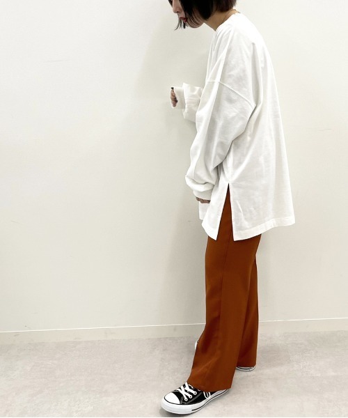 apres jour mignon(アプレジュールミニョン)の「BIGスリット入りロンT 【ZOZOTOWN限定アイテム】(Tシャツ/カットソー・レディース・アイボリー/ダークブルー/ブラック/オフホワイト・X-LARGE/フリー)」の9枚目の写真