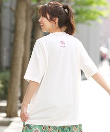 mozフラワーエルクＴシャツ
