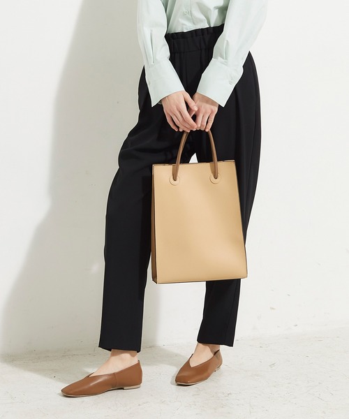 LE SOUK HOLIDAY(ルスークホリデー)の「配色合皮BAG(トートバッグ・レディース・ベージュ/ブラック・フリー)」の2枚目の写真