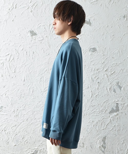 MinoriTY（マイノリティ）の「スウェット ビッグシルエット ドルマンスリーブ 長袖トレーナー 春服 冬服（スウェット・メンズ・アイボリー/ブルー/パープル/モカ/チャコール/グリーン/グレー系その他/ネイビー・FREE）」の14枚目の写真