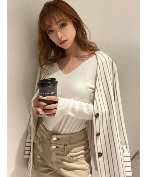 RESEXXY（リゼクシー）の「【IS】バックオープントップス（Tシャツ/カットソー・レディース・ホワイト/ブラック/オレンジ・FREE）」の6枚目の写真