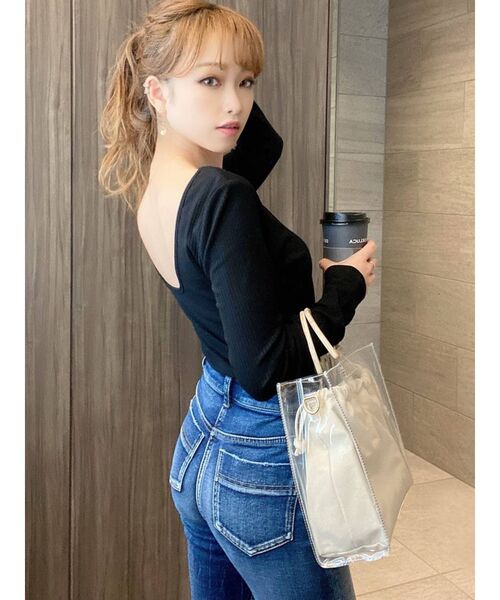 RESEXXY（リゼクシー）の「【IS】バックオープントップス（Tシャツ/カットソー・レディース・ホワイト/ブラック/オレンジ・FREE）」の12枚目の写真