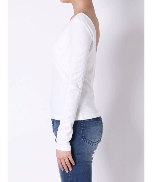 RESEXXY（リゼクシー）の「【IS】バックオープントップス（Tシャツ/カットソー・レディース・ホワイト/ブラック/オレンジ・FREE）」の22枚目の写真