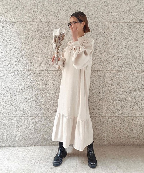 ＡＮＤＪ（アンドジェイ）の「バンドカラー裾切替ツイルワンピース（ワンピース・レディース・アイボリー/ライトカーキ/ベージュ/パープル・M）」の2枚目の写真