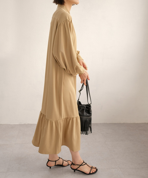 ＡＮＤＪ（アンドジェイ）の「バンドカラー裾切替ツイルワンピース（ワンピース・レディース・アイボリー/ライトカーキ/ベージュ/パープル・M）」の11枚目の写真